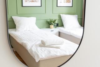 Oasis Airport Studios by RevalHome - 8