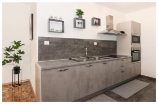 Apartment Legend - Grebaštica - 5
