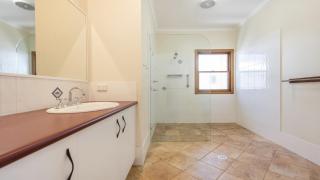 Now and Then, 2 - 42 Clarence St - Yamba - 4