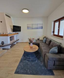 Villa Castanea - kuća za odmor s bazenom - Kukci - 4