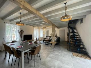Séjour détente avec piscine privée, activités variées et confort moderne en Auvergne - FR-1-489-455 - Louroux-Hodement - 8