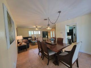 Beach & Surf Hacienda on Hutchinson Island - Fort Pierce - 1