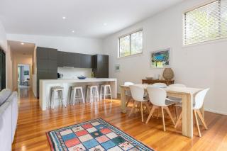 At Lizzie - Elizabeth Beach - 1