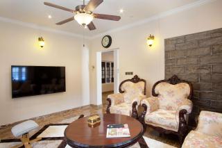 StayVista at The Stone Villa with Basketball Court - Kozhikode - 3
