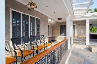 StayVista at The Stone Villa with Basketball Court - Kozhikode - 7