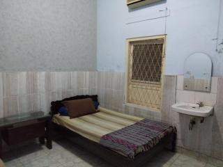 DK Hotel Singaraja - Singaraja - 8