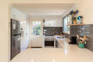 Pacific Palms - Elizabeth Beach - 9