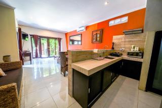 Pondok DEWI Villa - LEGIAN - 6 Bedroom Villa - Great Location - Legian - 3