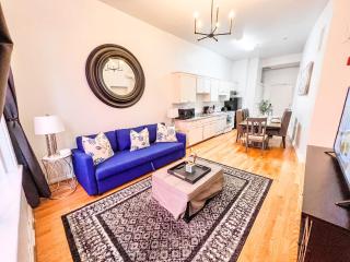 Gaslamp 2bdrm - W Parking & 5 Beds #403 - San Diego - 2