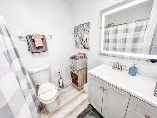 Gaslamp 2bdrm - W Parking & 5 Beds #403 - San Diego - 8