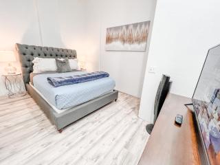 Gaslamp 2bdrm - W Parking & 5 Beds #403 - San Diego - 7