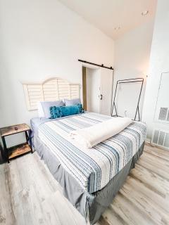 Gaslamp 2bdrm - W Parking & 4 Beds #404 - San Diego - 5