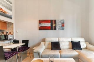 Holiday Home near beach & metro - 4