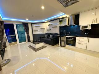 Large luxury condo - Pattaya City Centre - Grand Avenue Residences, Pool View - 716 - Pattaya - 8