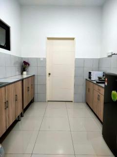 Inadh Suites @ Icon Residence With Pool - Kuala Terengganu - 9