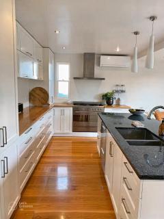 Auckland City Villa - 6