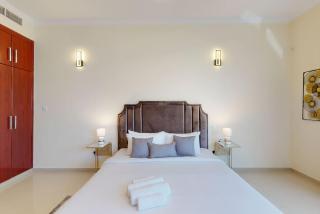 Vacationer I Azure 3 Bedroom Apartment I Free Wi-Fi, Gym & Parking I Nearby JBR Beach - 3