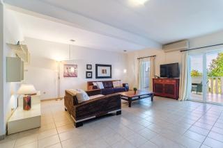 Apartment Elmira - Charme Holidays - Sutivan (San Giovanni di Brazza) - 1