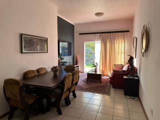 The Classic Menlyn Maine Apartment - 1