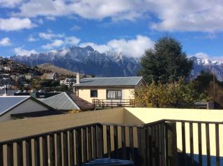 Southern Laughter Backpackers - Queenstown - 8