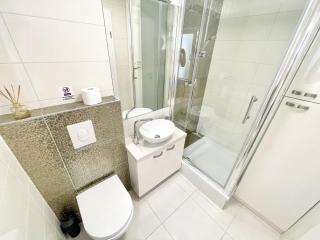 Villa Sol Necujam - private heated pool & 30m from the beach - 2