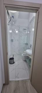 Suncoast Rooms Port Side - Saranda - 6