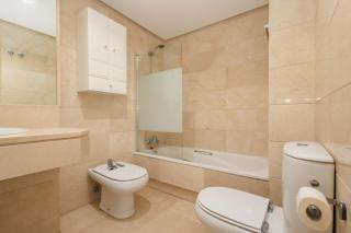 Sea view apartment in the center of puerto Banús and private parking - Marbella - 6