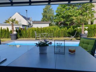 großzügige Unterkunft mit Terrasse - Oberbrechen - 5