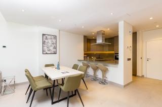 Hot OFFER! Spacious 1BR Palm Jumeirah with Riva Beach Access - Dubai - 2