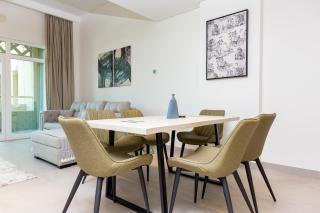 Hot OFFER! Spacious 1BR Palm Jumeirah with Riva Beach Access - Dubai - 4