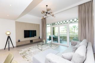 Hot OFFER! Spacious 1BR Palm Jumeirah with Riva Beach Access - Dubai - 8