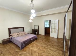 4 rooms cosy apartment in architectural monument of history and culture building of local significance of Azerbaijan. - Baku - 8