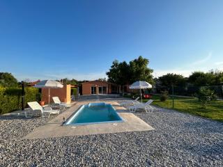 Dora house with WiFi and outdoor swimming pool - Pula - 4