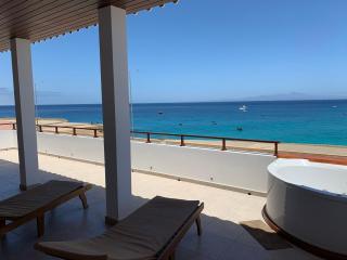 Hotel Casa Evora - luxury and beach front - Vila do Maio - 0
