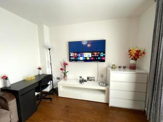 London Stratford Luxury House, 5 minutes walk Station, Westfield, 3 Bedrooms 3 Bathrooms, Reception, Garden, Parking - Londra - 8