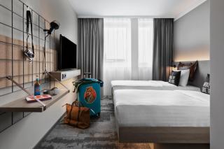 Moxy Duesseldorf City - Düsseldorf - 9