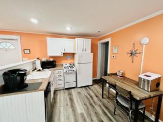 New Buffalo Inn & Spa - 1