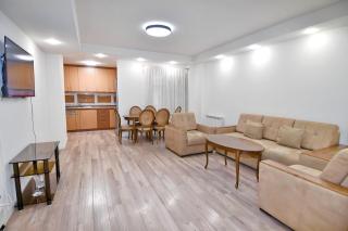 Prime Apartment On Aram Street,2 Bedrooms,2 Bathrooms,Open Balcony - Erevan - 8