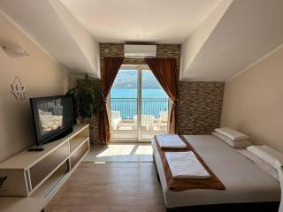 Apartments Sun House - Herceg Novi - 2