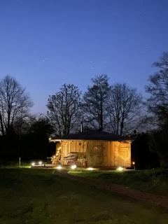 Acorn Glade Glamping - York - 2