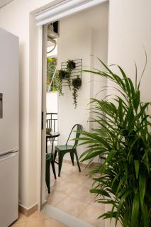 Cozy Artistic Nest 1BR Apt near Metro & Acropolis - Atene - 4
