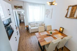 AusZeit Steiraland 7 mit überdachten Balkon und Parkplatz - Judendorf - 2
