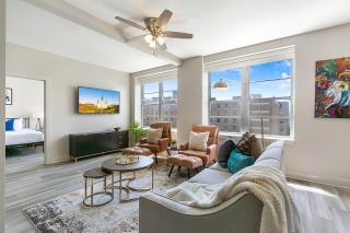 Stunning Condo 5-minute Walk to Bourbon street! - New Orleans - 3