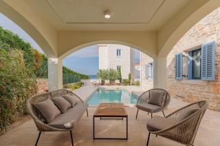 Seafront Villa Adriatica with pool - Dobropoljana - 7
