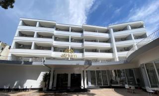 Atrium Deluxe Resort - Golem - 1
