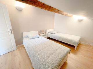 Spacieux duplex central avec terrasse tropézienne - Salon-de-Provence - 4