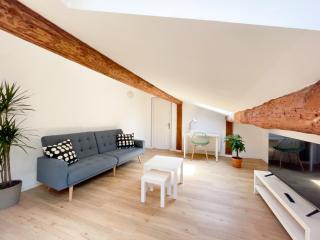 Spacieux duplex central avec terrasse tropézienne - Salon-de-Provence - 2