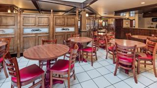 SureStay Plus Hotel by Best Western Auburn - Auburn - 5