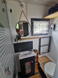 La Charmotte, tiny House insolite - - 7
