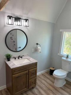 Modern wine country barn house - 8